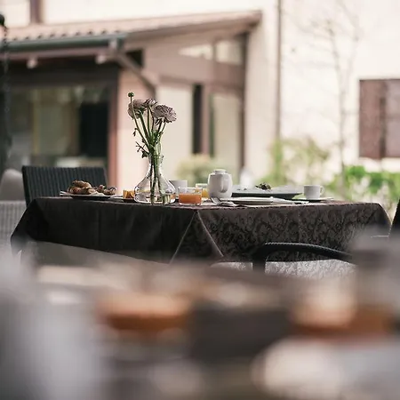 Le Batesine Frühstückspension 3*