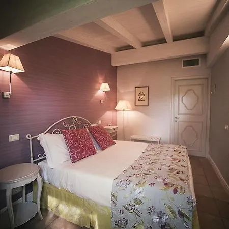 Le Batesine Bed & Breakfast