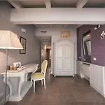 Alojamento de Acomodação e Pequeno-almoço Le Batesine 3*